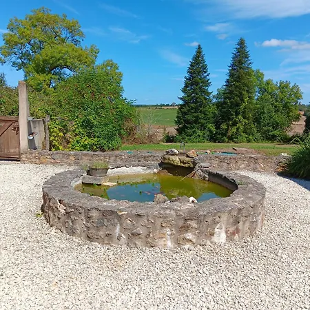 Peaceful Unique In The Countryside Holiday home Javerlhac-et-la-Chapelle-Saint-Robert